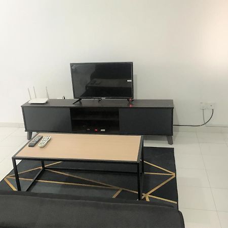 Oyo 90493 Jl Homestay Segamat Exteriér fotografie