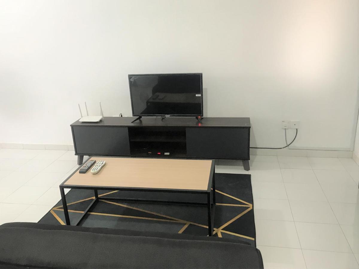 Oyo 90493 Jl Homestay Segamat Exteriér fotografie