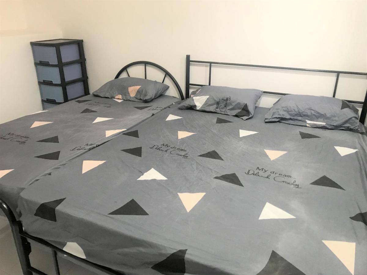 Oyo 90493 Jl Homestay Segamat Exteriér fotografie